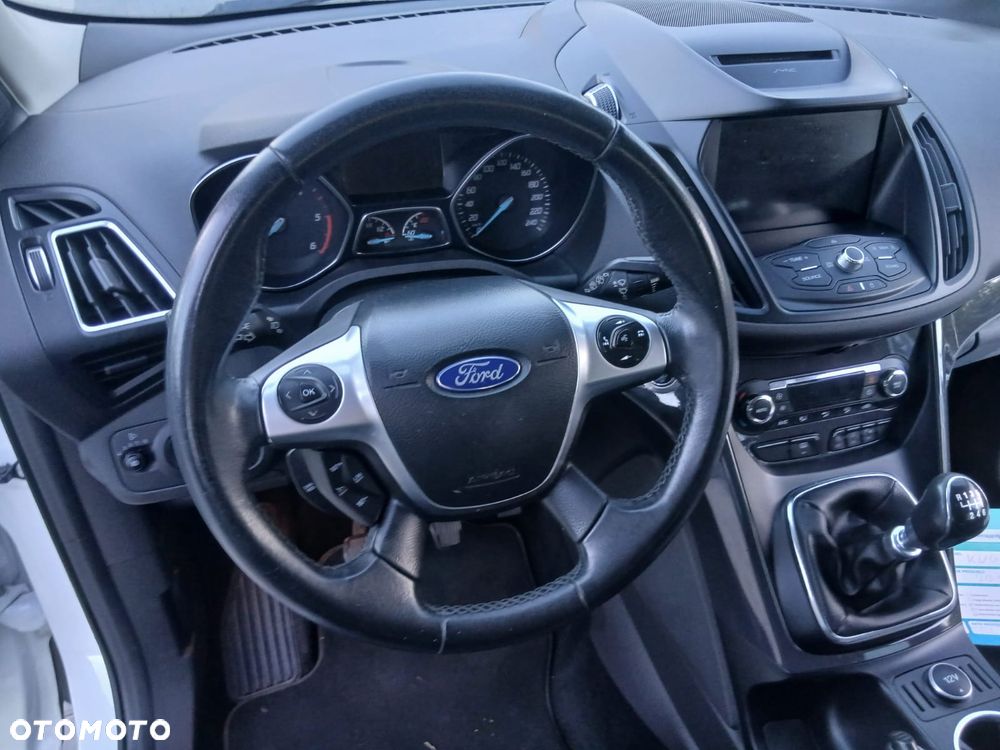 Ford Kuga - 20