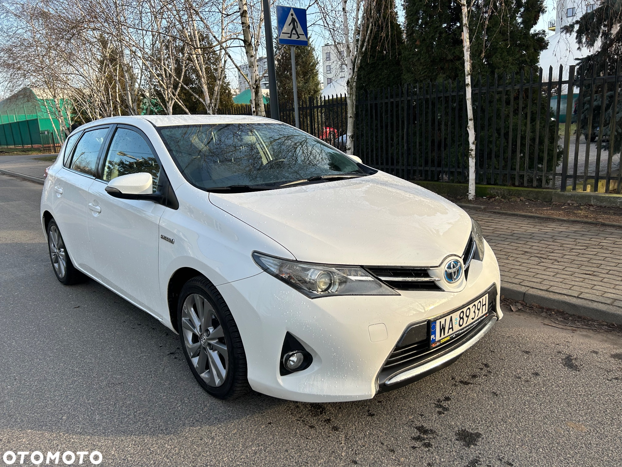 Toyota Prius 1.8 HSD Luna - 3