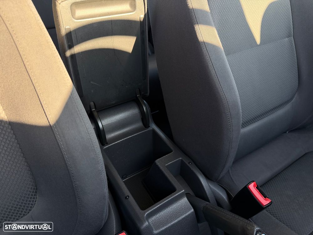 VW Golf Plus 2.0 TDi Highline - 16