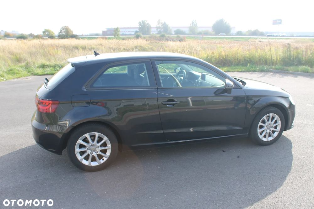 Audi A3 2013 photo 2