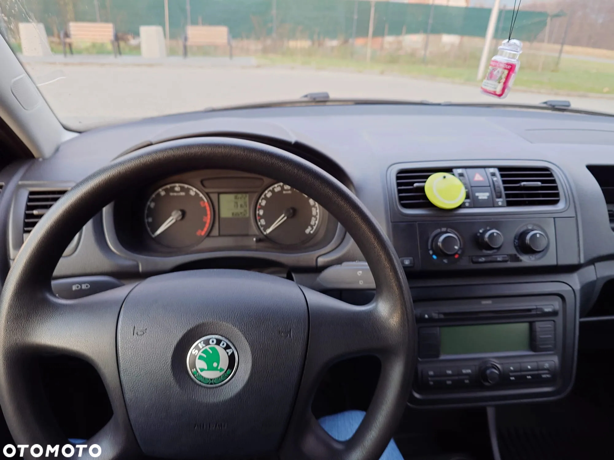 Skoda Fabia 1.2 HTP - 10