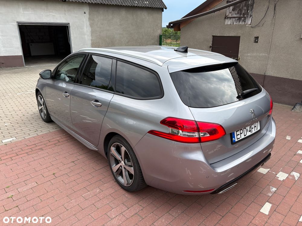 Peugeot 308 - 4