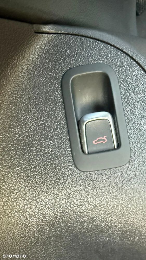 Audi Q5 2.0 TDI quattro S tronic sport - 24