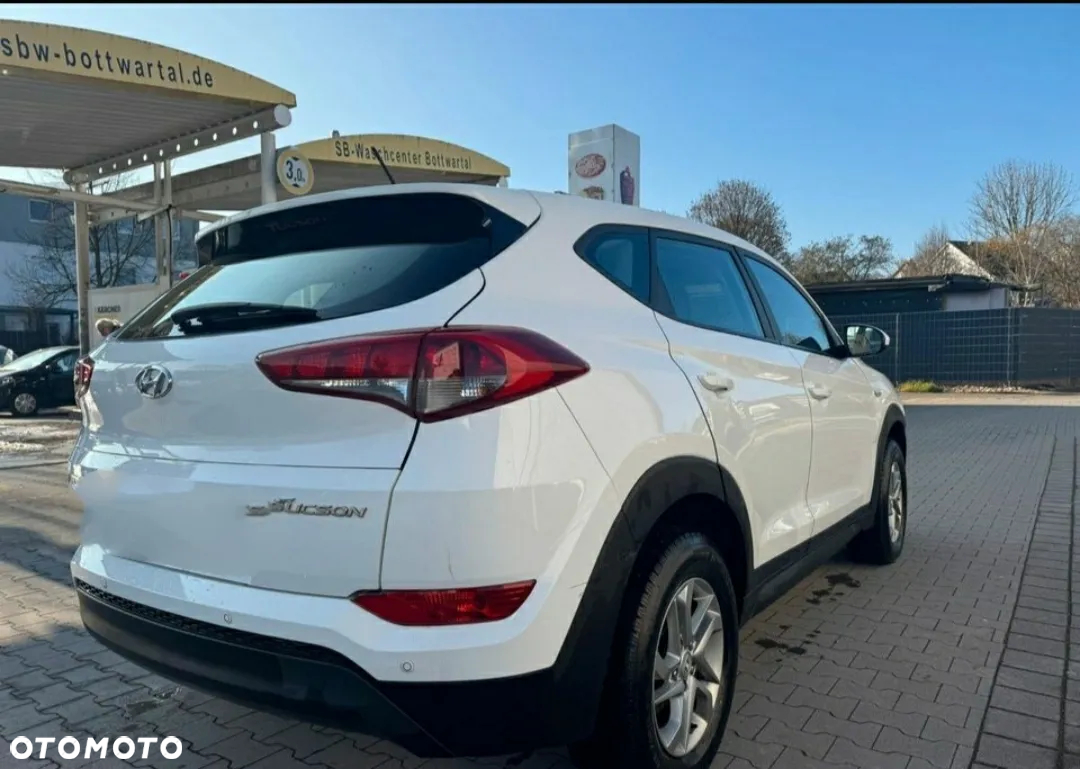 Hyundai Tucson 1.6 GDi 2WD Trend - 3