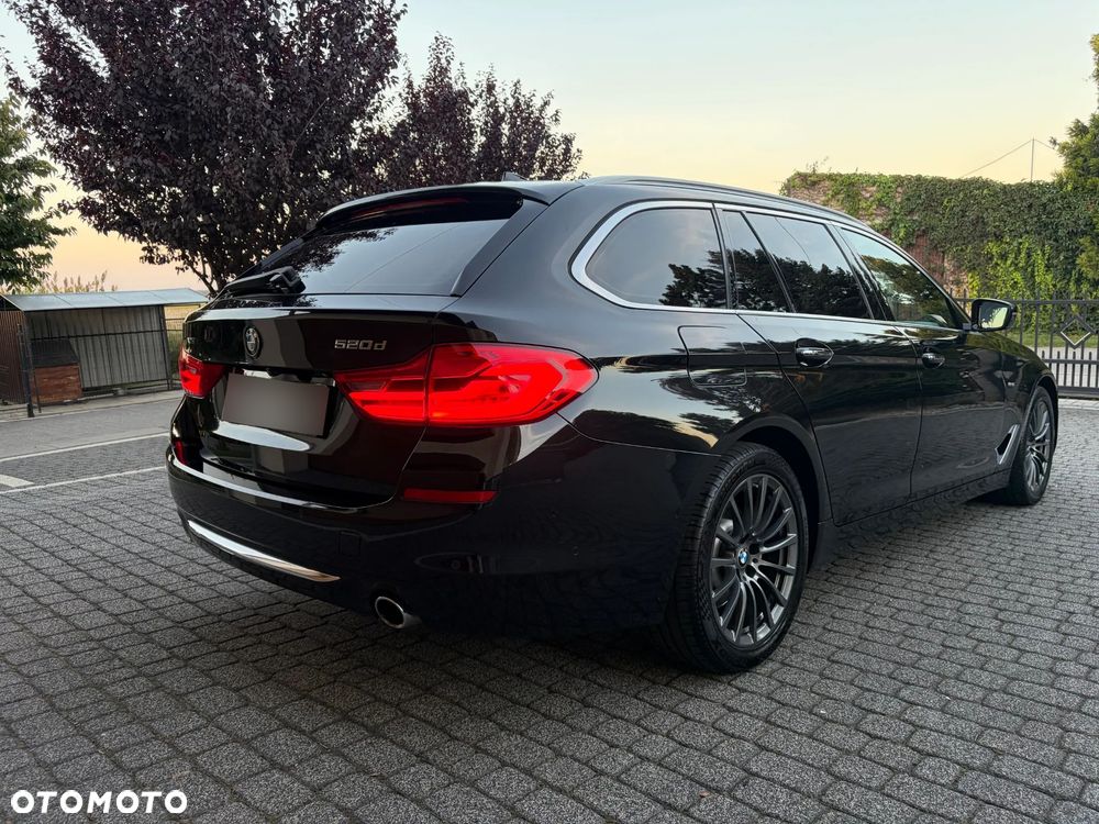 BMW Seria 5 520d xDrive Luxury Line - 6