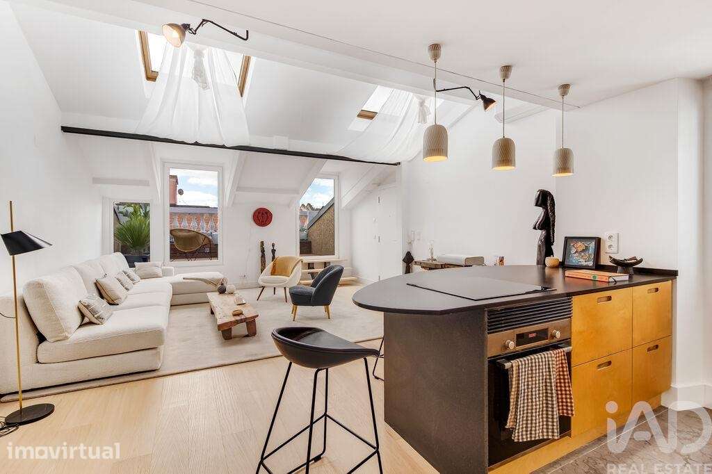 Apartamento T2 em Misericórdia de 94,7 m2 - Grande imagem: 2/22