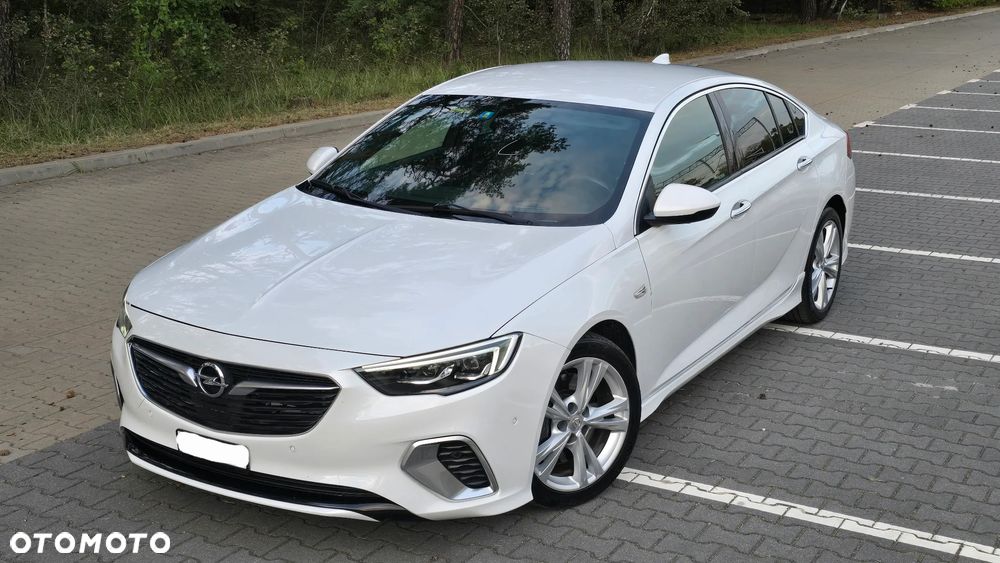 Opel Insignia 2.0 T 4x4 GSi S&S - 37
