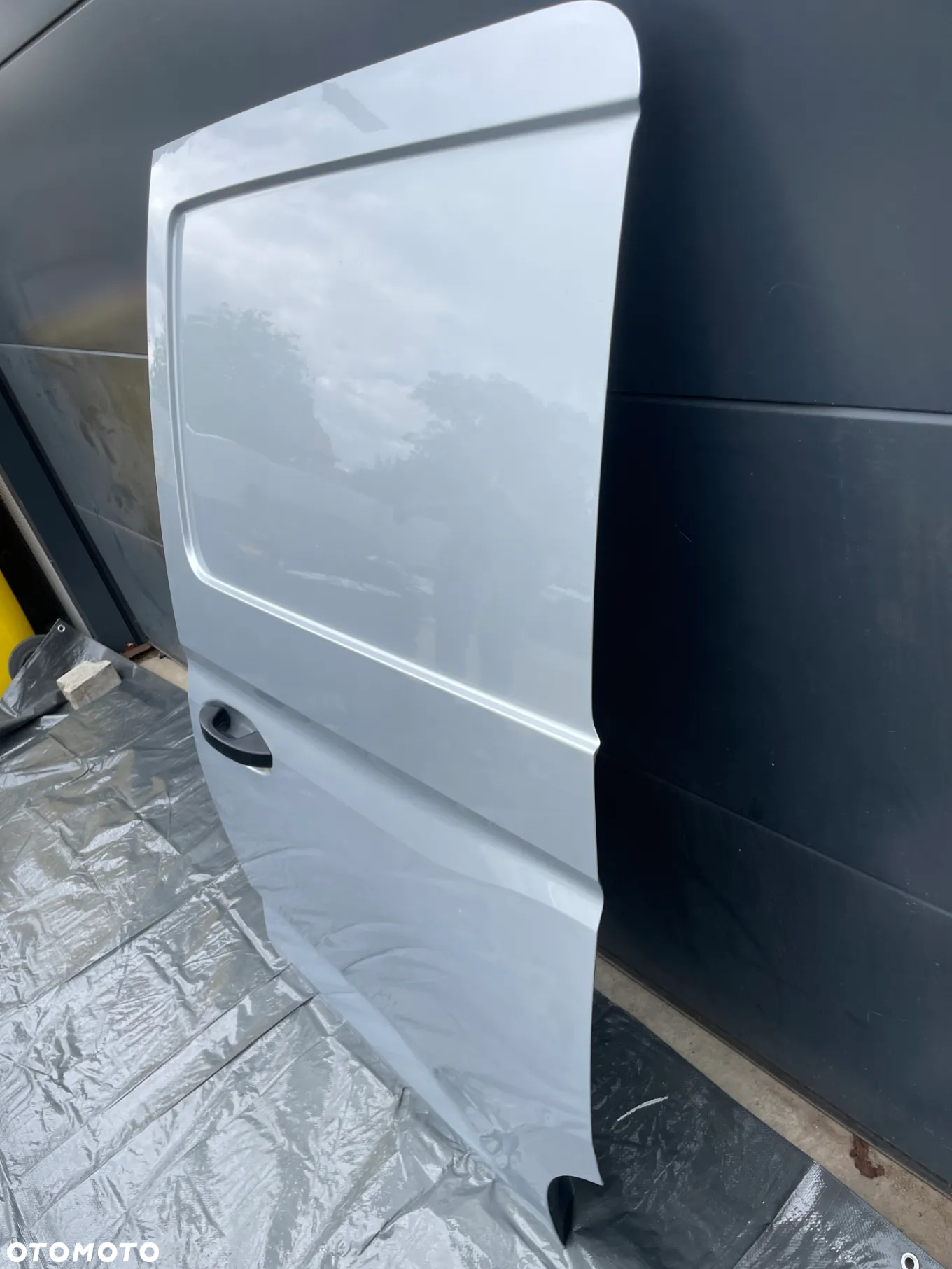 VW CADDY V 2K7 drzwi lewy tył bok  LA7W do założenia w kolor - 5