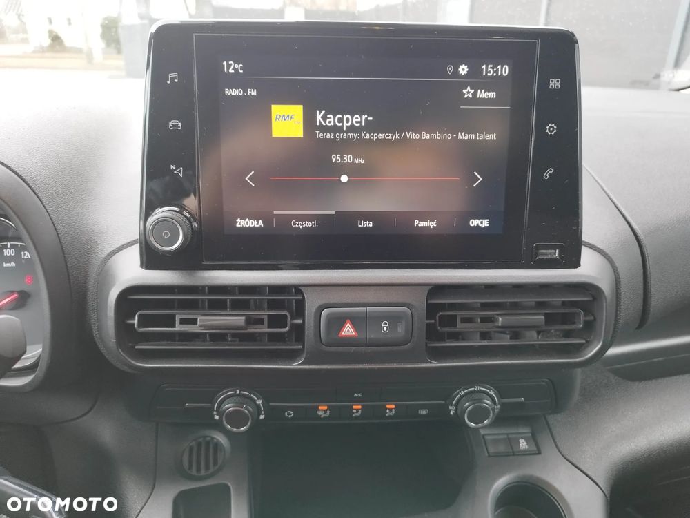 Opel COMBO MAXI 3 OSOBY - 21