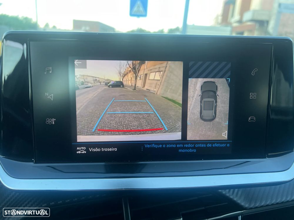 Peugeot 2008 1.2 PureTech Allure - 6