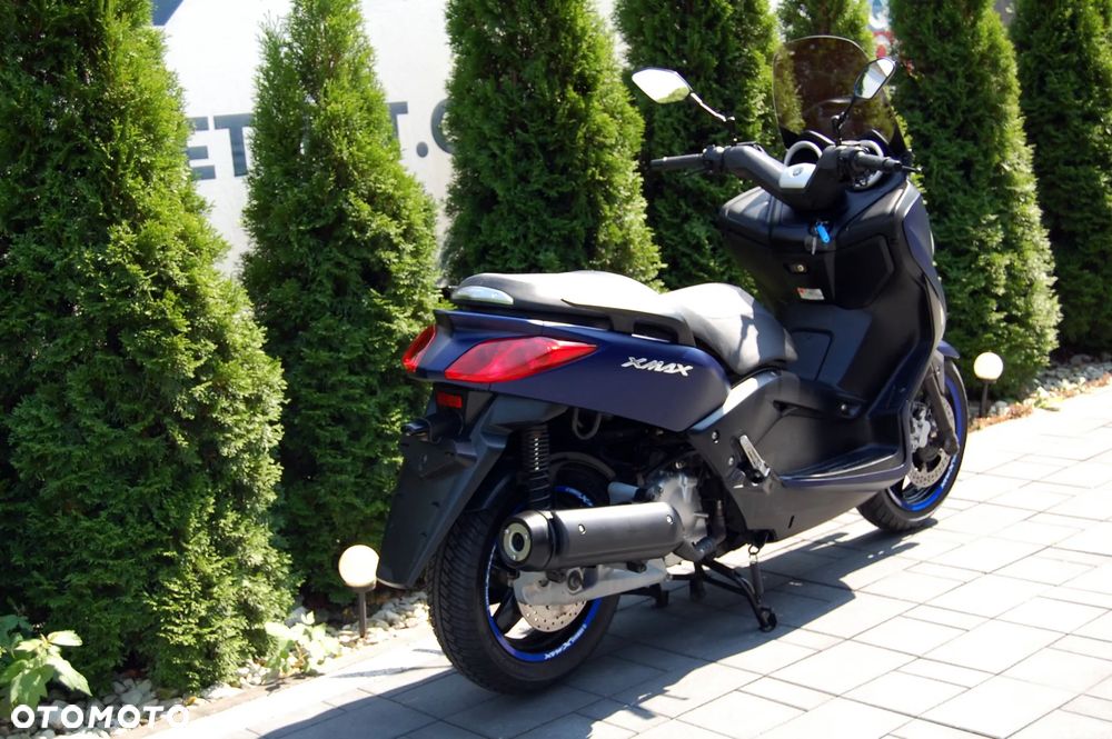 Yamaha X-max - 3