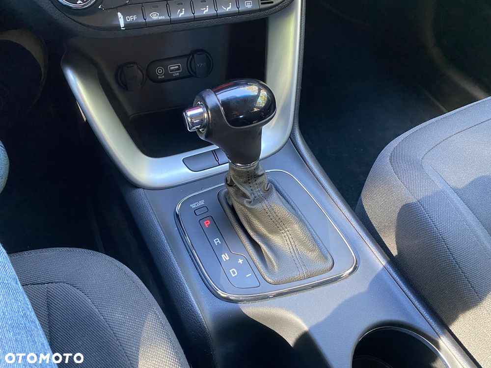 Kia Ceed 1.6 CRDi 136 DCT ISG Spirit - 14