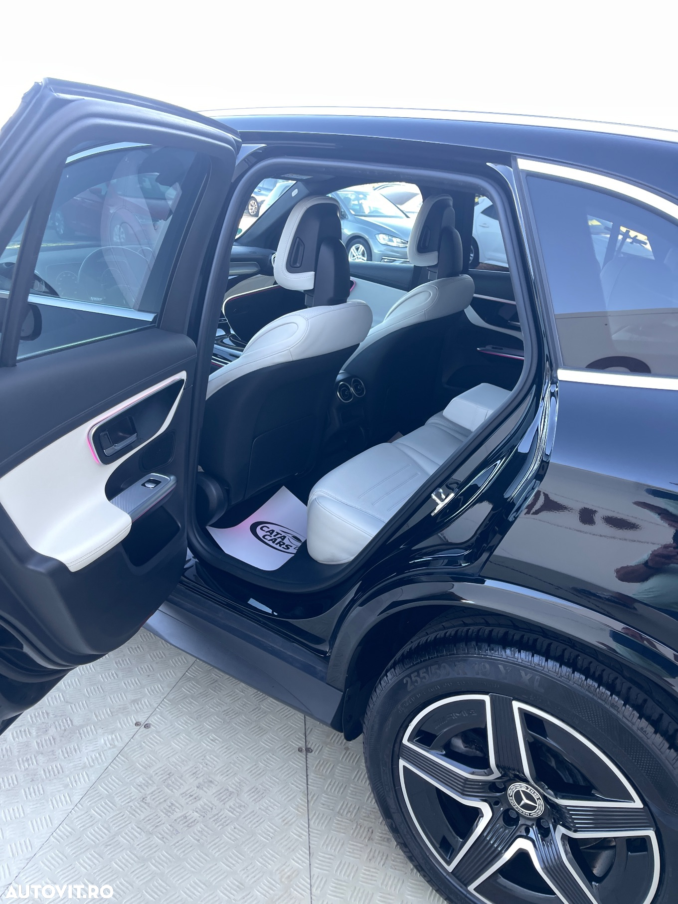 Mercedes-Benz GLC 220 d 4Matic 9G-TRONIC AMG Line Advanced - 28
