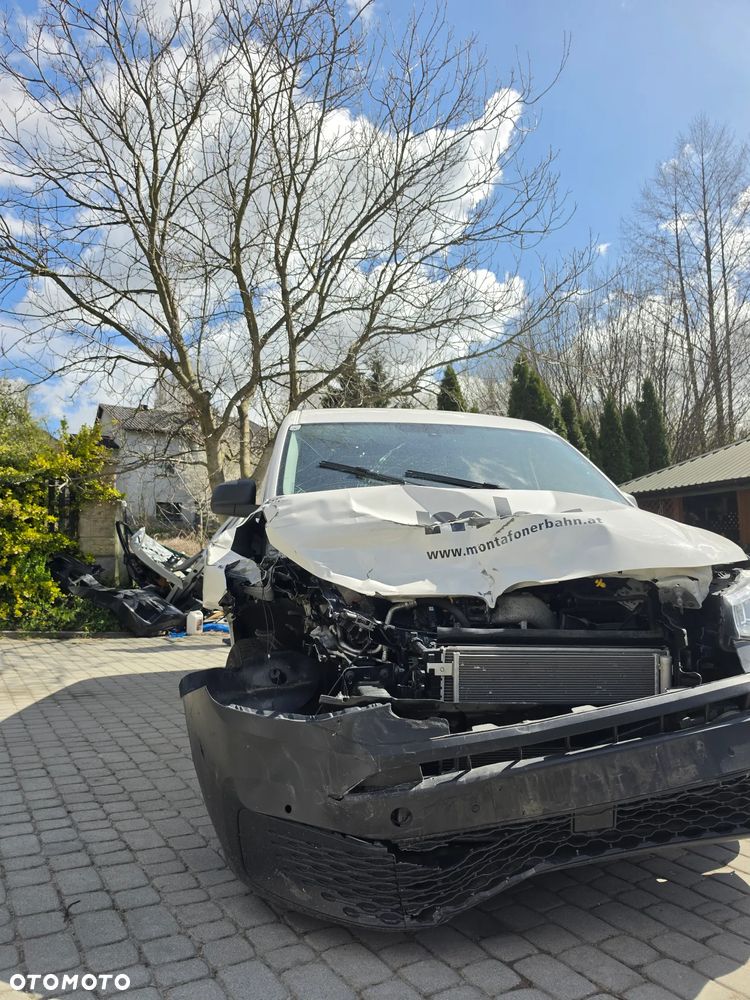 Volkswagen Caddy - 2