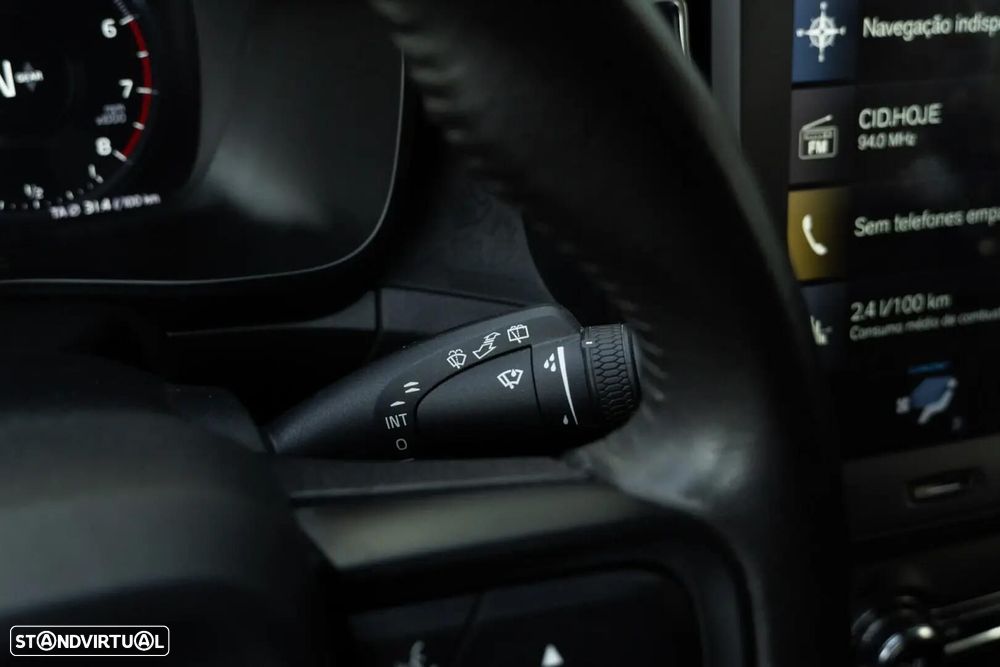 Volvo XC 40 - 36