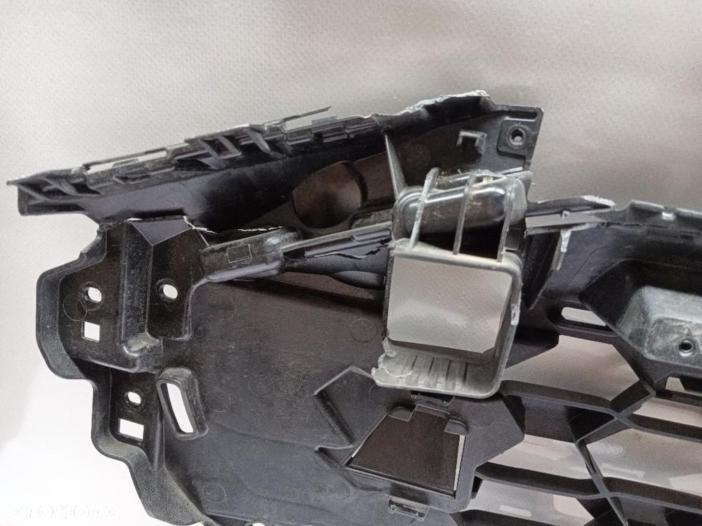 WZMOCNIENIE GRILLA ATRAPA AUDI E-TRON 4KE807233 - 10