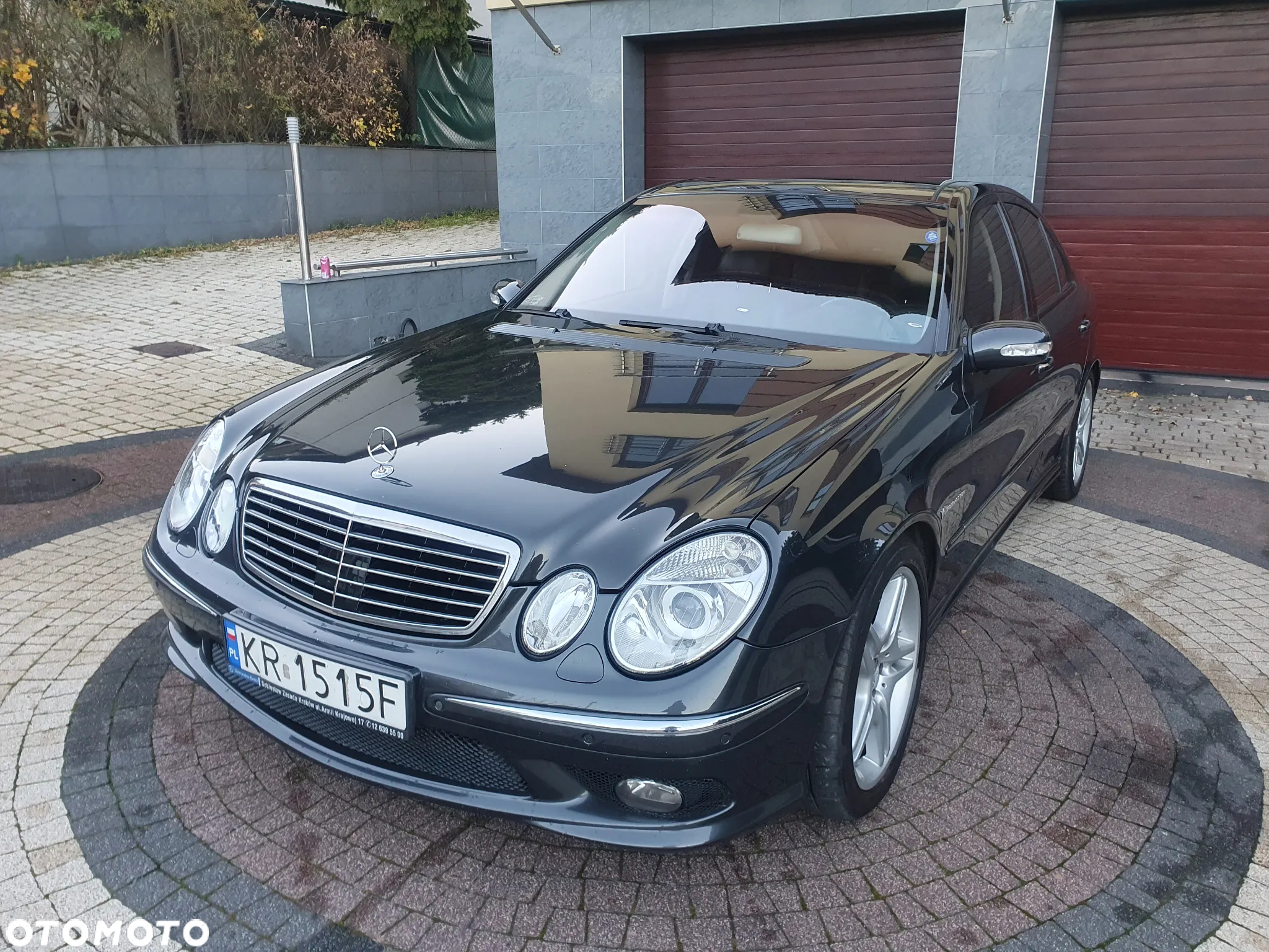 Mercedes-Benz Klasa E 55 AMG - 2