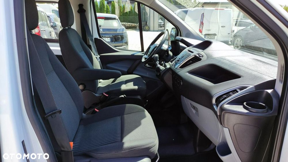 Ford Transit Custom - 23