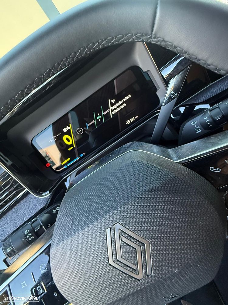 Renault 5 E-Tech 52 kWh Techno Autonomia Conforto - 30
