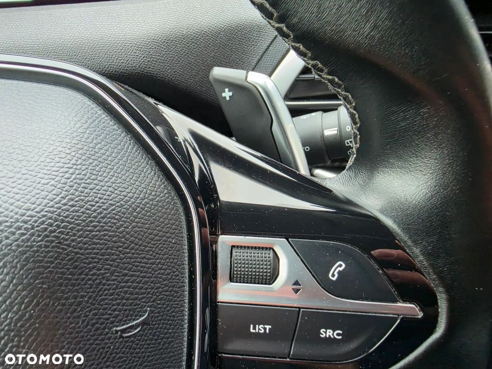 Peugeot 3008 225 e-EAT8 Allure Pack - 36