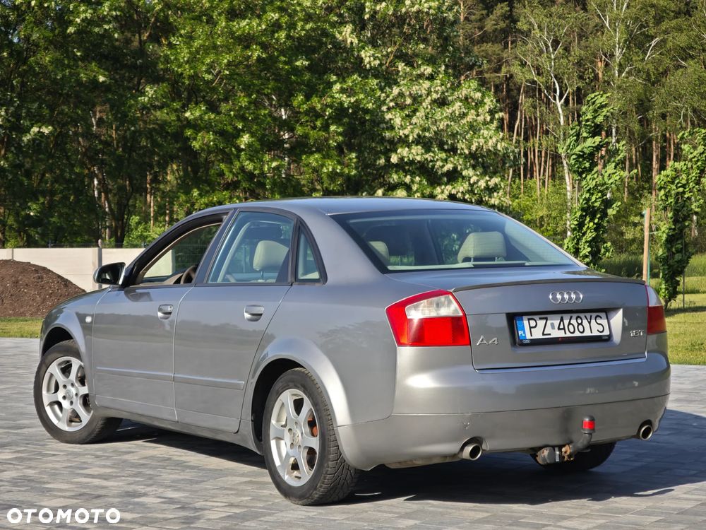 Audi A4 Limousine 1.8T - 14