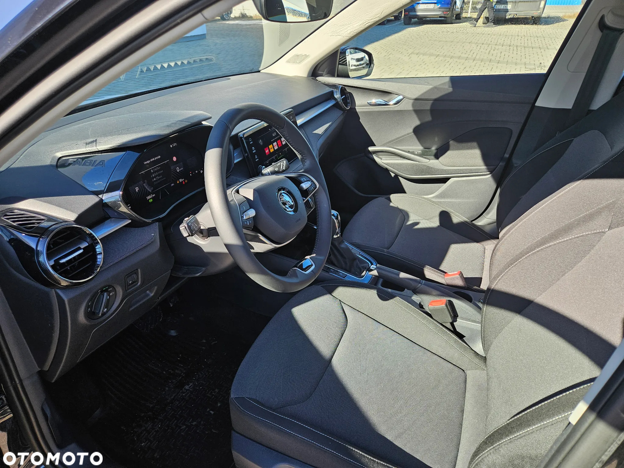 Skoda Fabia 1.0 TSI Selection DSG - 9