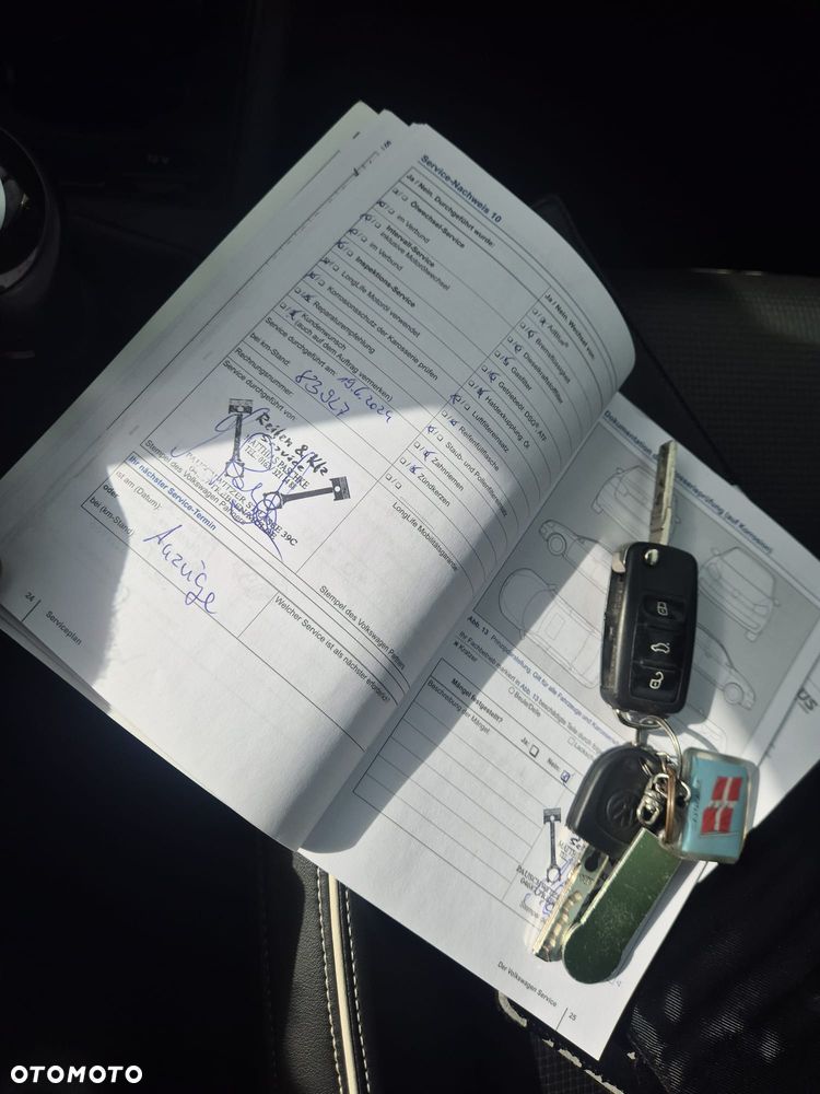 Volkswagen up! - 10