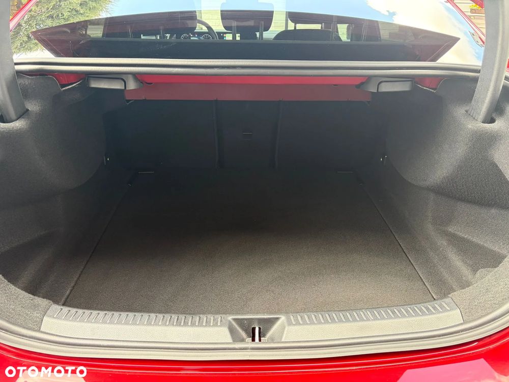 Mercedes-Benz Klasa A 200 AMG Line 7G-DCT - 13