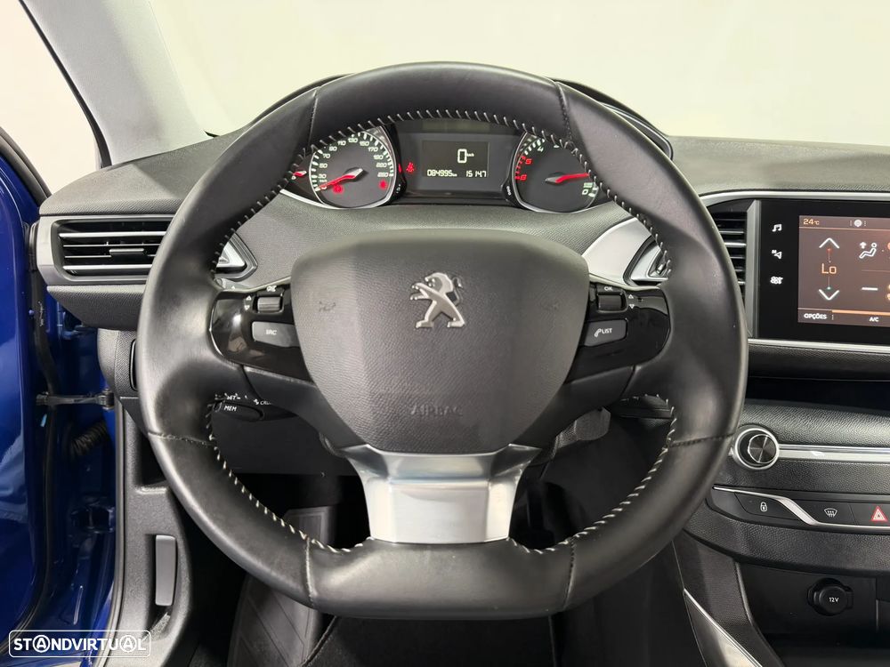 Peugeot 308 SW 1.5 BlueHDi Allure - 26
