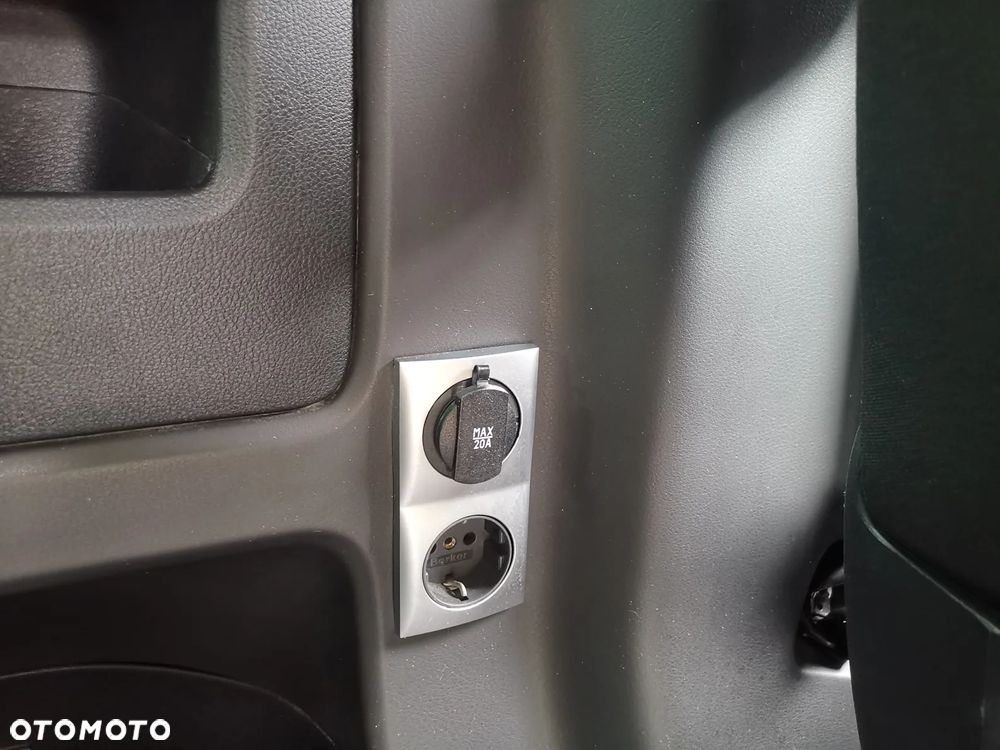 Volkswagen California - 10