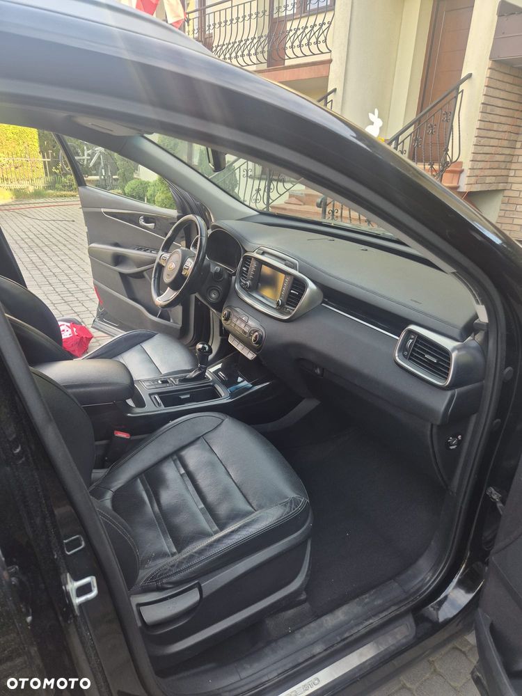 Kia Sorento - 9
