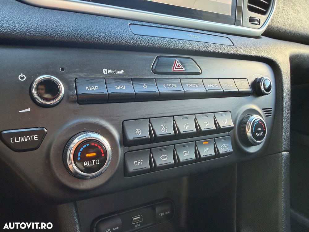 Kia Sportage - 16