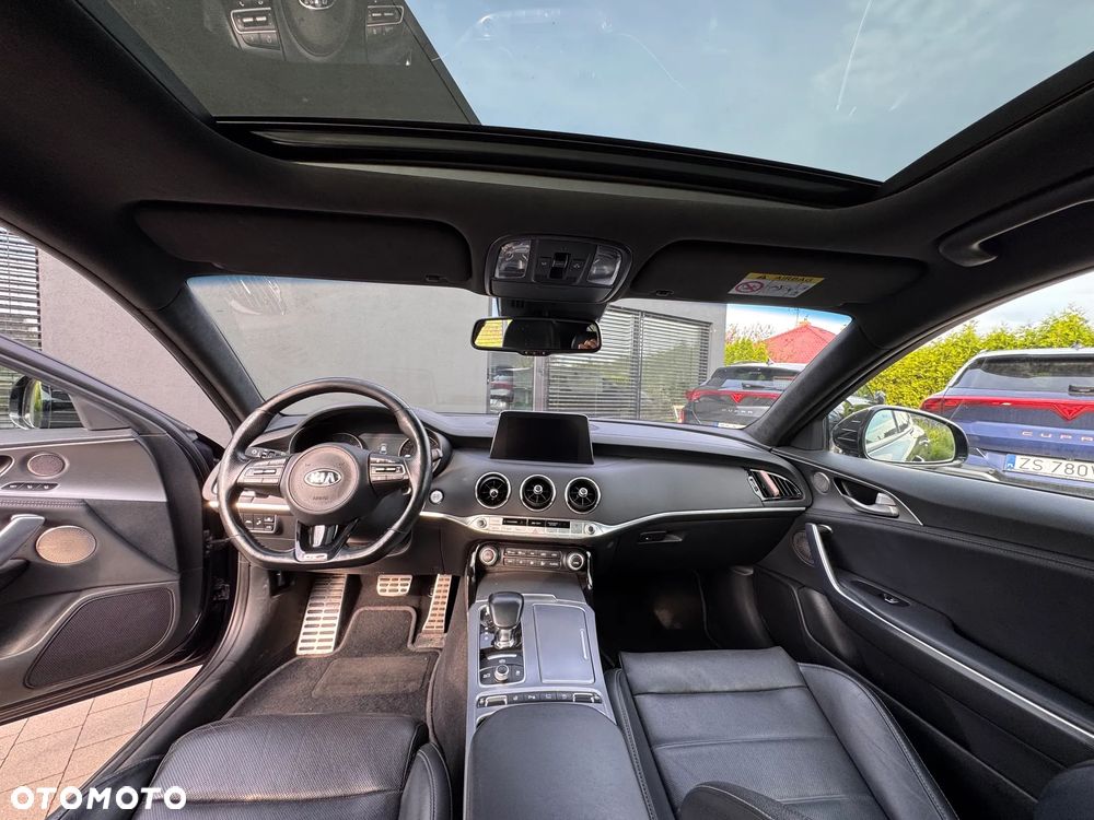 Kia Stinger 2.0 T-GDI GT Line - 8