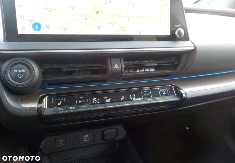 Toyota Prius - 33