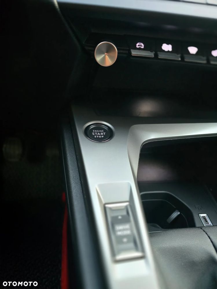 Peugeot 308 1.2 PureTech Active S&S - 31