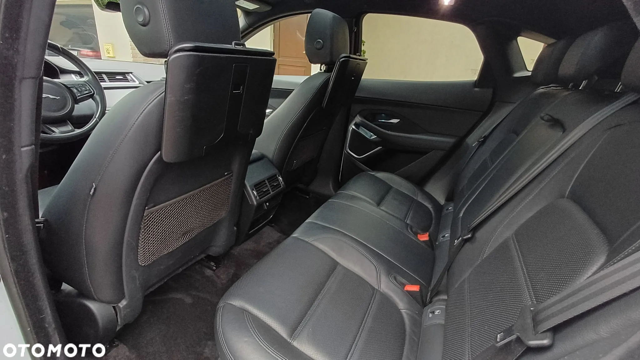 Jaguar E-Pace 2.0 i4D AWD SE - 7