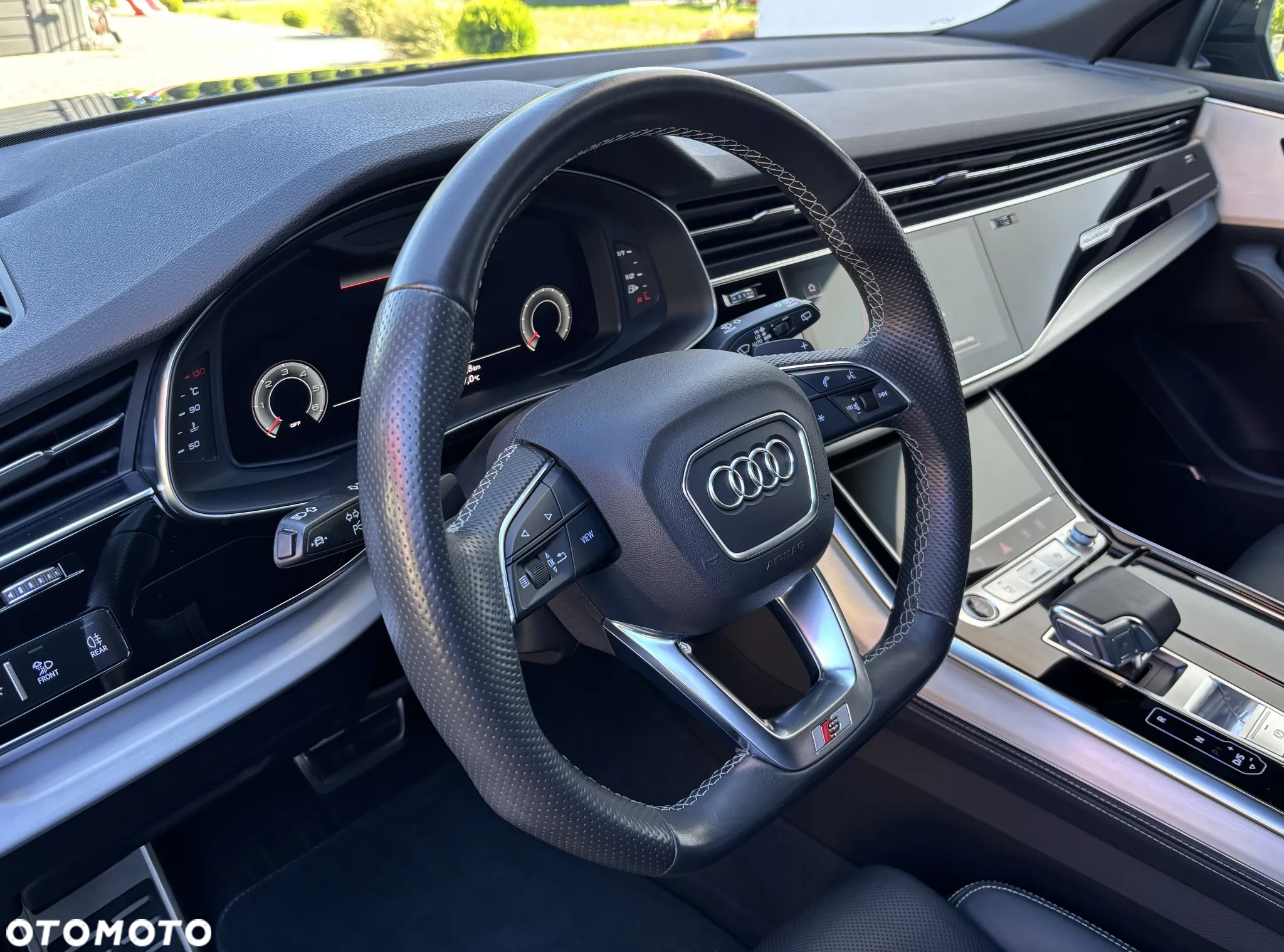Audi Q8 - 10