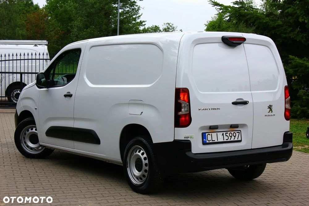Peugeot PARTNER 1.5HDI 130KM AUTOMAT 8 BIEGÓW LONG DŁUGI 3 OSOBOWY PERFEKT AUTO NAVIGACJA KAMERY,ASYSTENTY,VF23% - 5