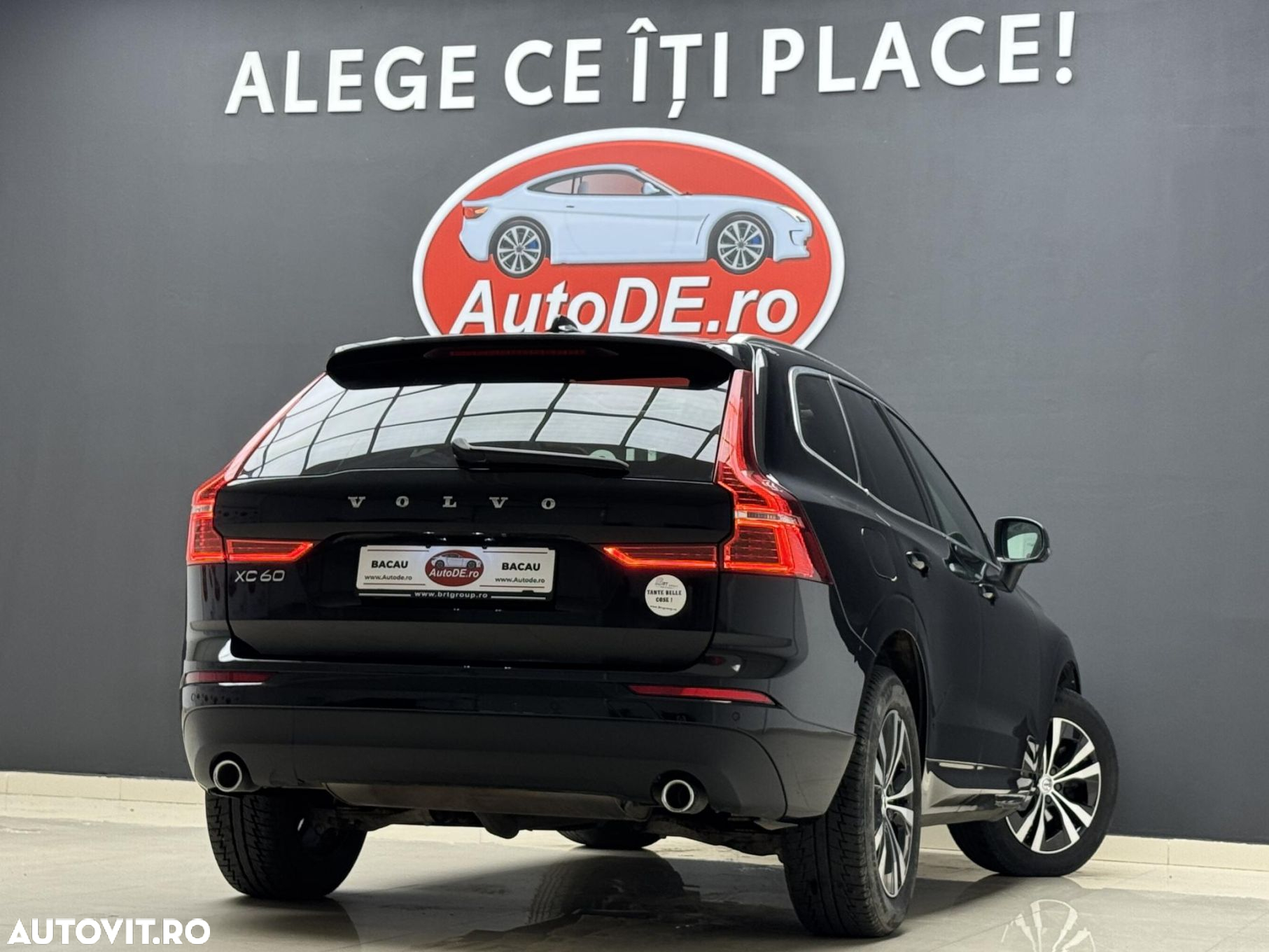 Volvo XC 60 D4 Momentum Pro - 4
