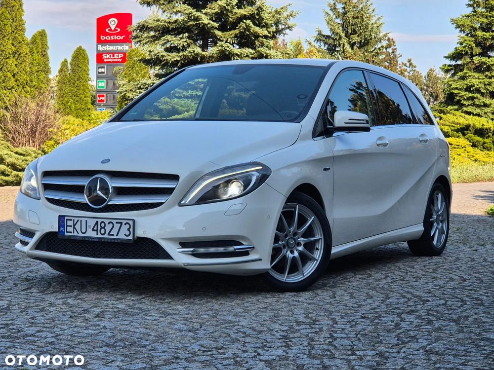 Mercedes-Benz Klasa B 180 CDI (BlueEFFICIENCY) - 17