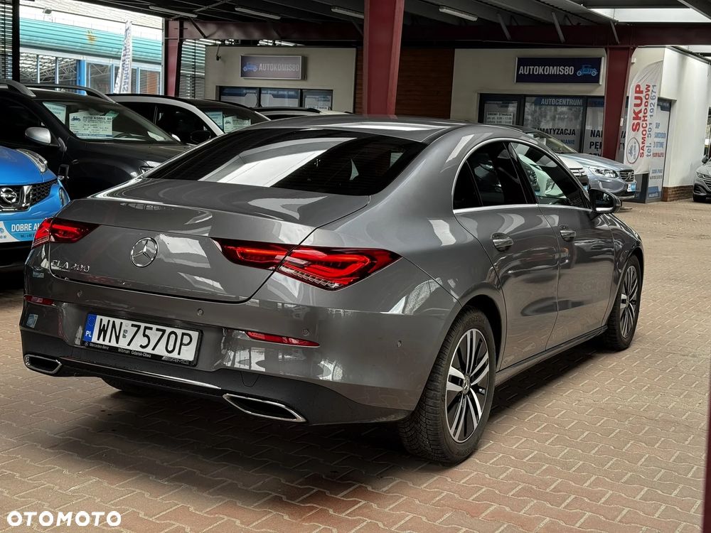 Mercedes-Benz CLA 200 Progressive 7G-DCT - 7