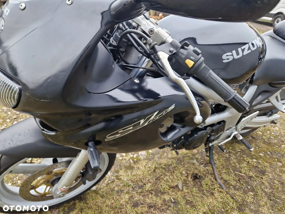Suzuki SV - 25