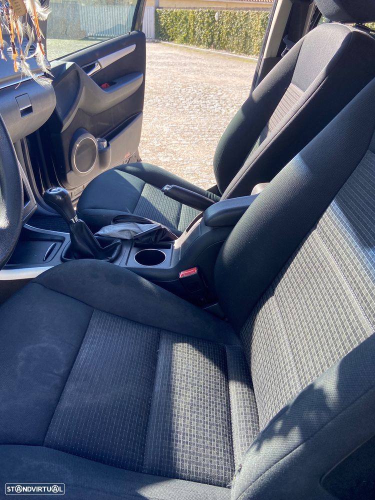 Mercedes-Benz B 150 Standard - 13