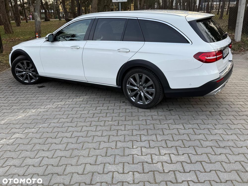Mercedes-Benz Klasa E 220 d 4Matic 9G-TRONIC - 5