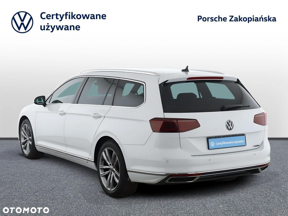 Volkswagen Passat Variant 2.0 TDI 4Mot Elegance DSG - 3