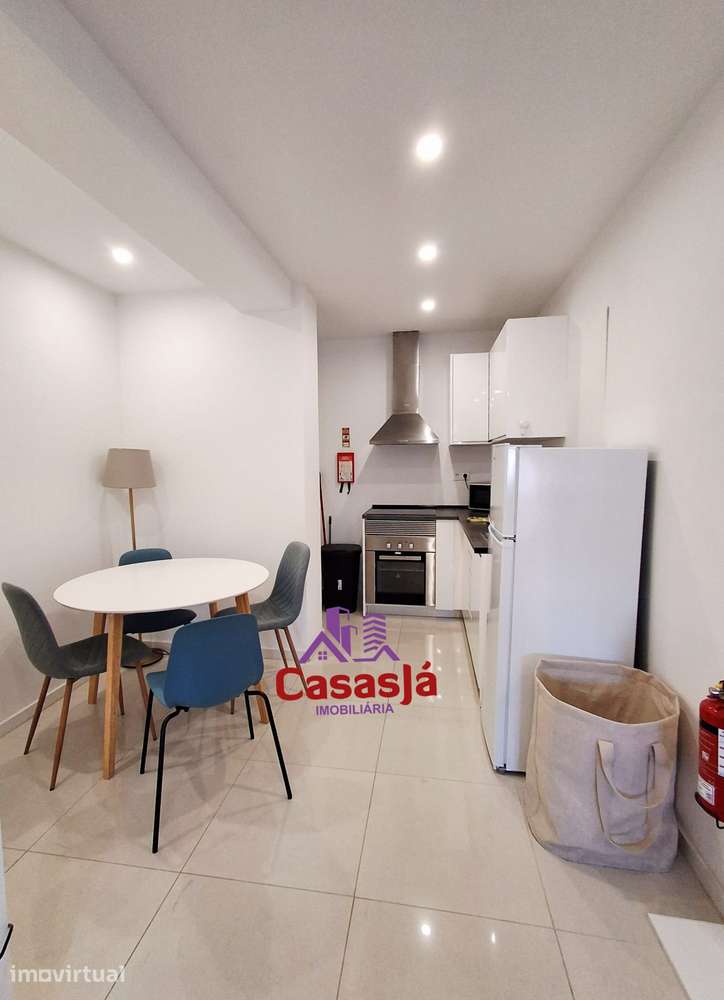 Apartamento T1 Centro - Porto para arrendamento ou venda - Grande imagem: 3/6