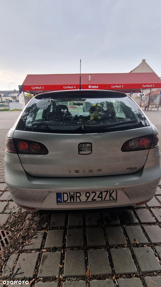 Seat Ibiza 1.4 16V Reference - 4