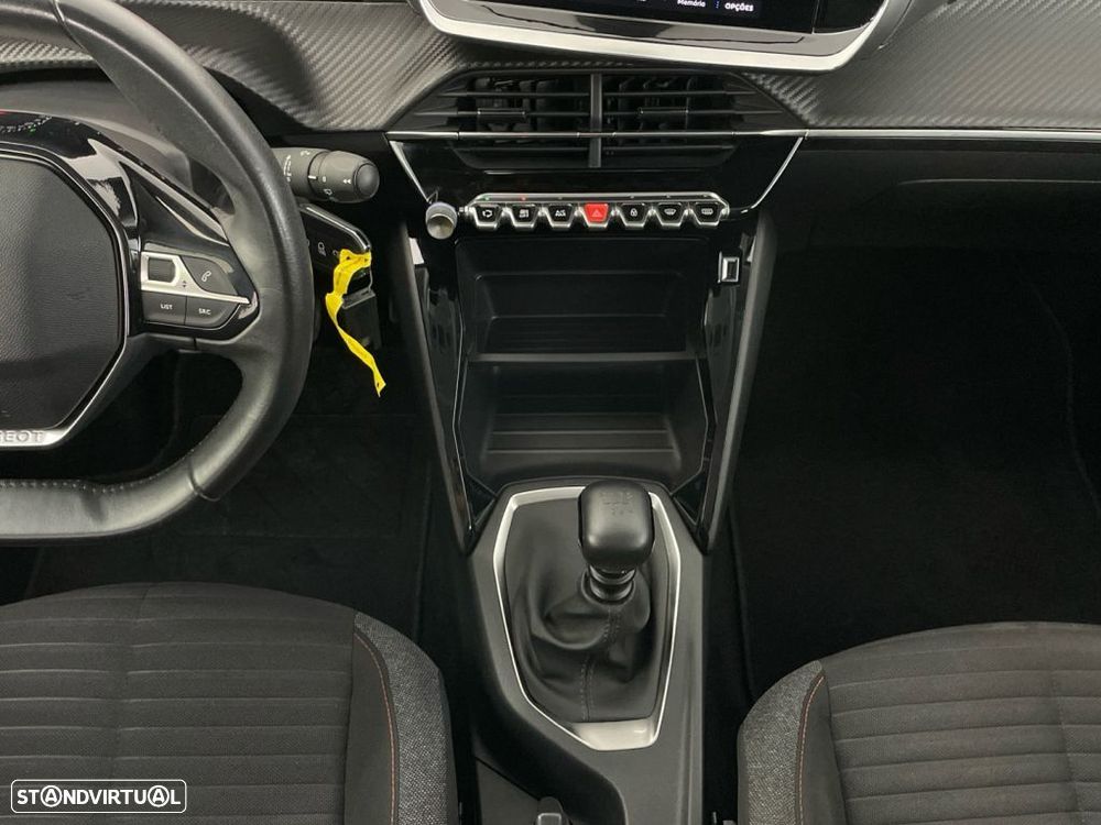 Peugeot 208 1.2 PureTech Active - 16
