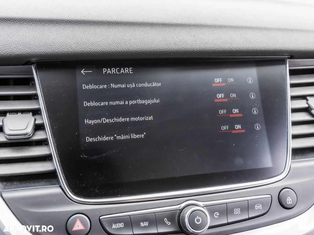 Opel Grandland X 1.6 Turbo START/STOP Ultimate - 24