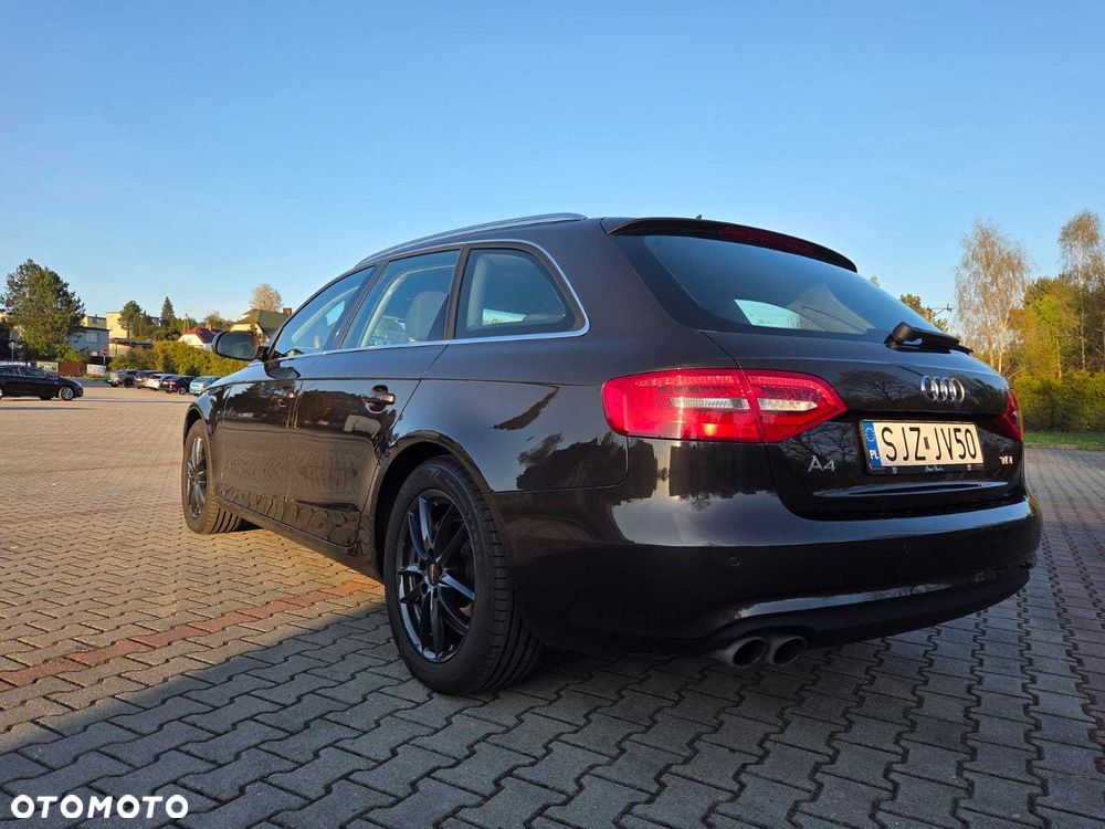 Audi A4 Avant - 4